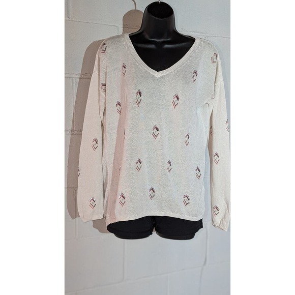 White House Black Market Sweaters - White House Black Market V Neck Knit Sweater Diamond Pattern Pullover Top Medium